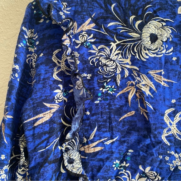 Jaase zipper blue floral zip up blouse - Picture 4 of 7